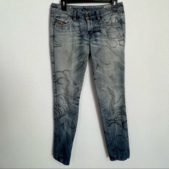 Diesel Cuddy 008LU Skinny Jeans Vintage W28 L 34 Wicked  Like New - Picture 1 of 14